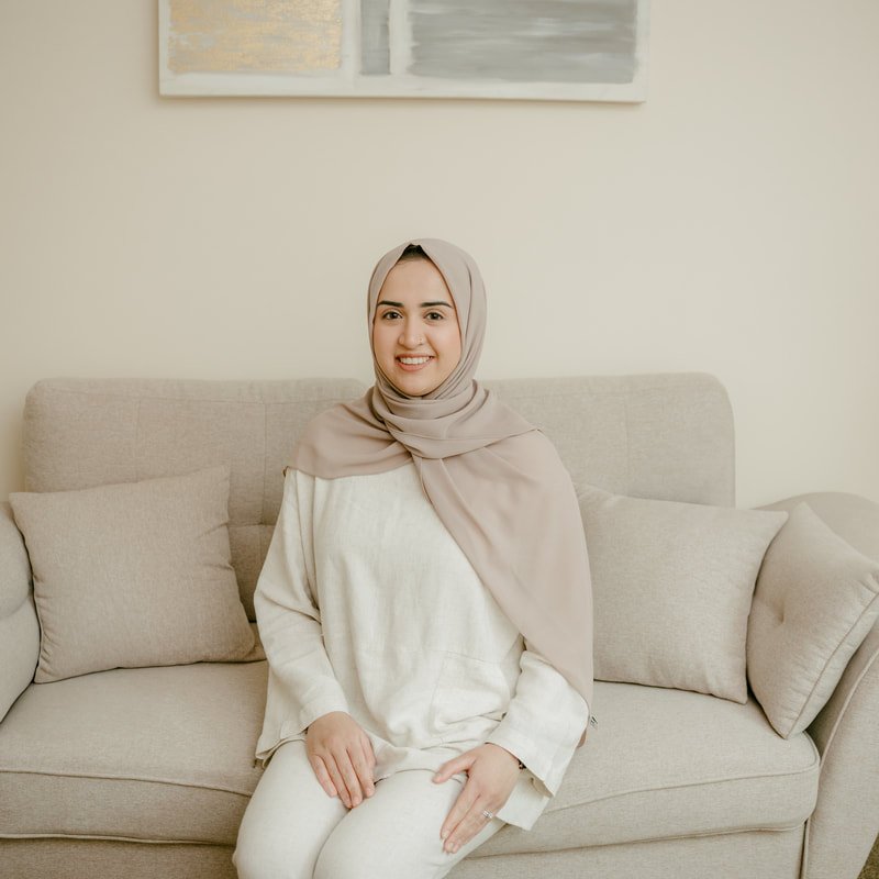 ​Aroona Hussain, MS., MHC-LP